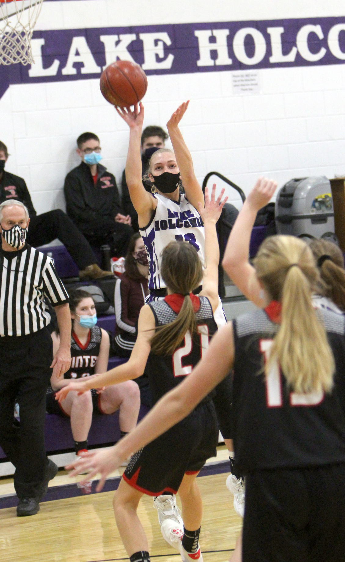 Winter at Lake Holcombe girls basketball 1-5-21